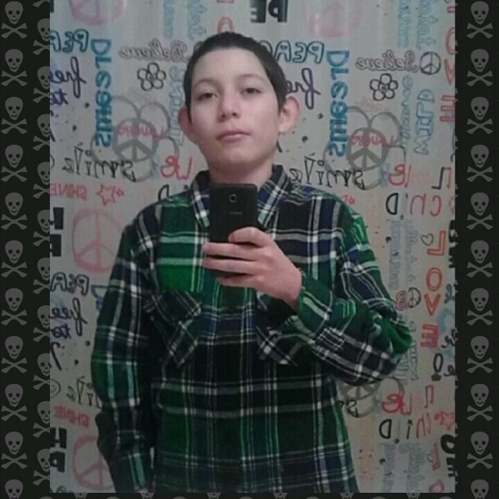 Gill_loves_a's profile picture. #allyours #YoursTruly #Staytrue     California    keep the love going