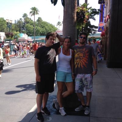 Profile Picture of Beth Feeney (@feeneyb03) on Twitter