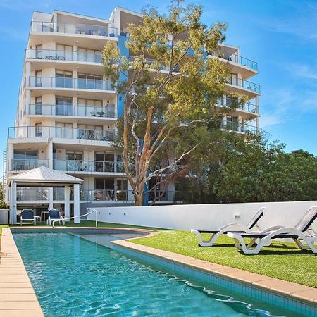 Scarborough Beach Resort is directly across the road from beautiful Scarborough Beach and Park and is one of Brisbane's best kept secrets.