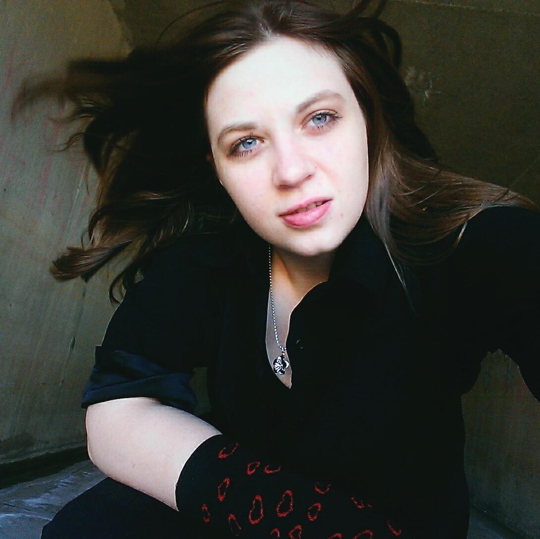 Dreamer, music junkie, awesome at making coffee, casually into photography, and totally in love with the Lord Jesus Christ.