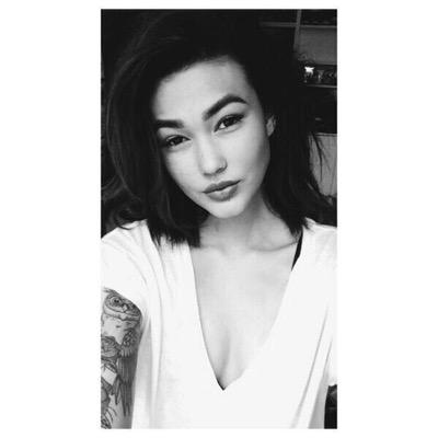 baby i'm a nightmare dressed like a daydream
