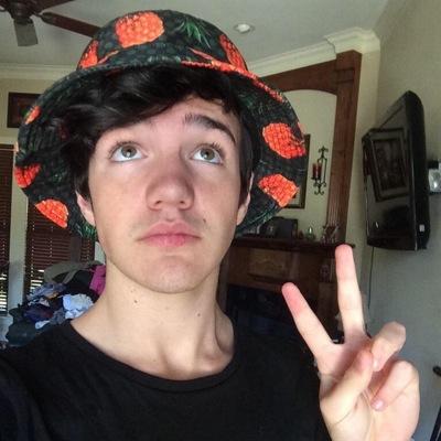 If u aint talking Aaron i dont wanna talk❤️