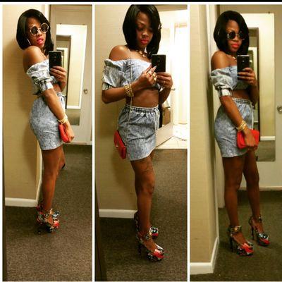 idgaf Never did Never will ✌ Rest In Heaven To Ma Baby Young Deej ♥ 
Money ' Power ' ®espect 
Snapchat : trap-queennn