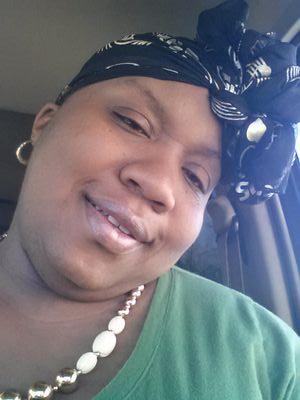 pecandiva33's profile picture. 