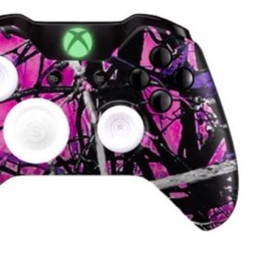 I like to play Call Of Duty/Battlefield/Fifa and lots more. I am currently looking for a clan, if you are interested DM me.