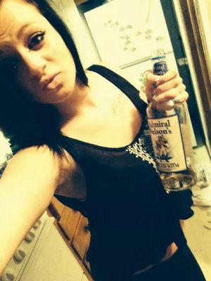 17 years youngg,
19 Month old daughter
Perry high!
Junior