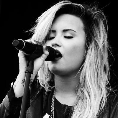 i gave you a free follow to help you gain so follow @damnastxn for me please