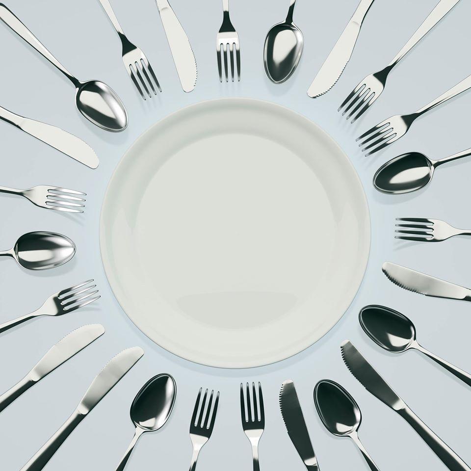 Meet interesting people and experience great food in your own city, or your next travel destination:) Now you can become our host! apply on our website! #foodie