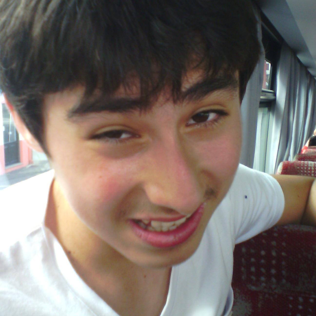 Soy putoooooo sigueme y no te sigo jajaj...soy puto  #SoiPuto