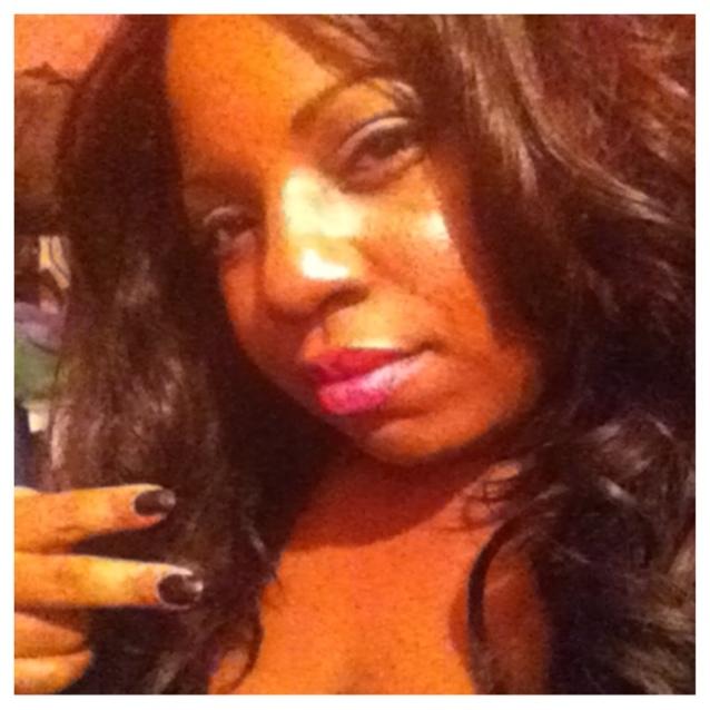 Entertainer/Bo$$ Bitch!

Pretty fades, but Fly is Forever!  *Wink*