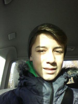 12 Jahre alt●YouTuber : LeonxD TV ●Let's Player●Clash of Clans●#TeamFollowing●http://t.co/U84a6NIGAr