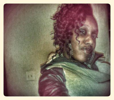 BrownSuggaGMR's profile picture. Livin Life