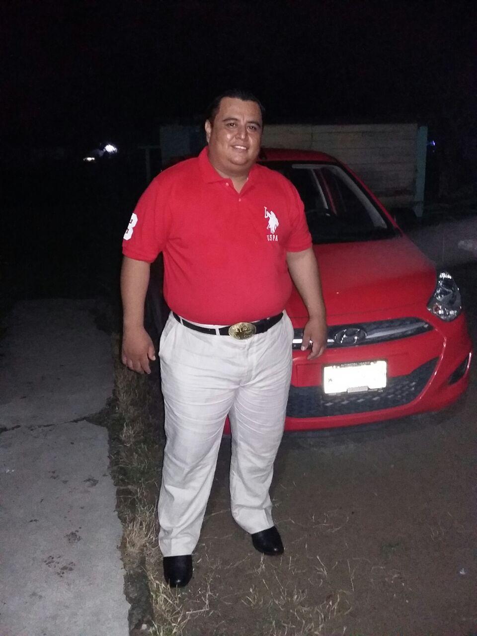 CarlosValenzLo's profile picture. 