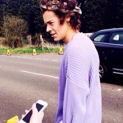 @cIiffordhairdye gave you a free follow! follow her back? xx @cIiffordhairdye ⬅️⬅️
