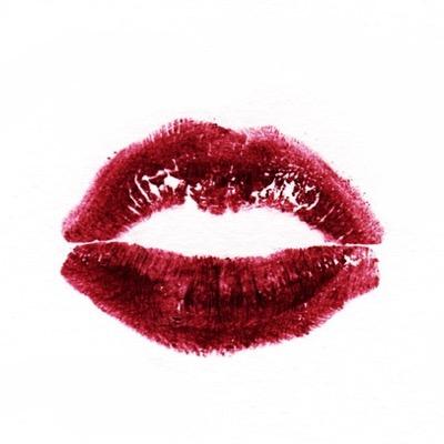 Hi my name is Lilly and I love fashion and makeup. I keep it real, so do not mess with me.