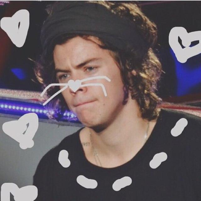 Joyceheyyy's profile picture. Simmer down your majesty x