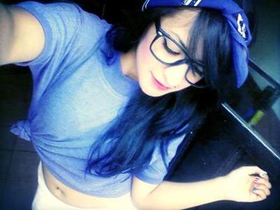 hola *-*