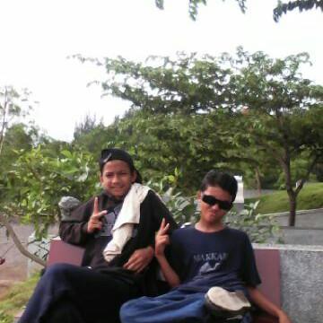 MutiaraHumaira{}