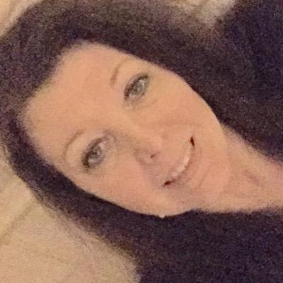 ParkosJulianne's profile picture. 