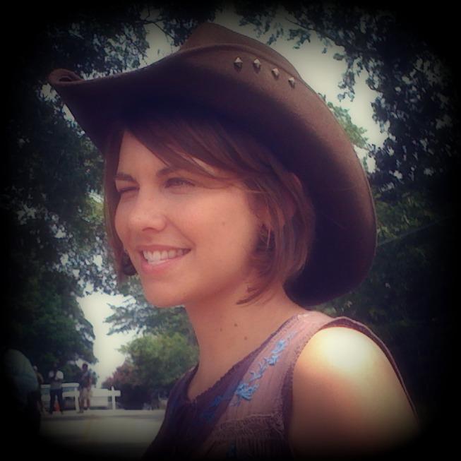 GreeneBeaut's profile picture. He saved me, when I didn't even realize I needed saving. @HeroOfTheGroup has held my heart long before then. #TWD #RP21+ #AU