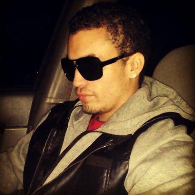 ive been shot down by everyone that why my trust is fucked up ... Cameron Jace #richgang  #madside #fuckthepolice #cameronsdaddy