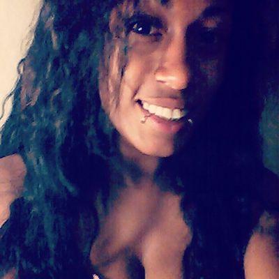 cb935f7257db4f3's profile picture. .