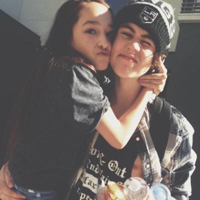 Follow us @itsmattahs @kamila_bejarano @Manu8465 ❤