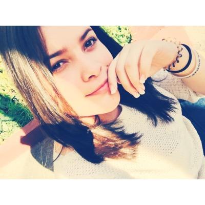 AndreaO7_'s profile picture. ♊. Snapchat: andieo77