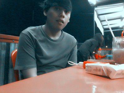 GA PERLU JADI YG TERDEPAN , CUKUP JADI YG TERBAIK AJE !