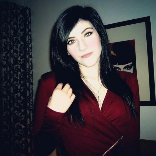 UnicornTash's profile picture. My life consists of many great things including Music ,Gaming ,Art ,Bands,Coffee,Batman ,Netflix,Fitness and Health. I'm open minded when it comes to anything.