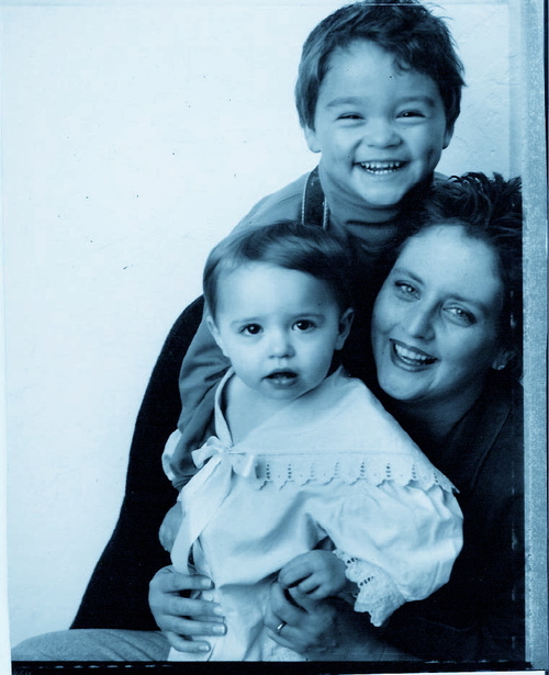 lingale's profile picture. quick wit writer