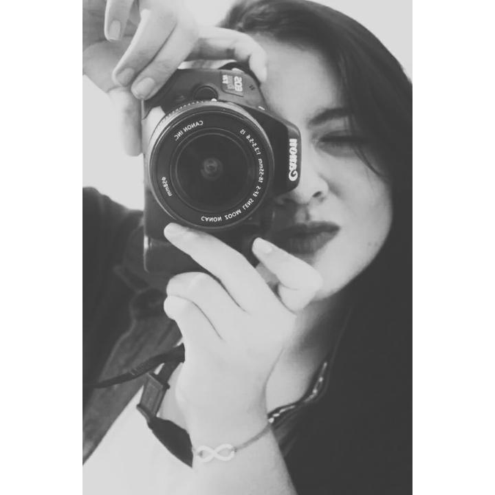 ivyhdz's profile picture. 