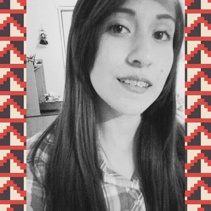 Rare0Specimen's profile picture. No mires atrás viajero, hacia la puerta oscura. No es tu sombra la que avanza hacia tu origen.