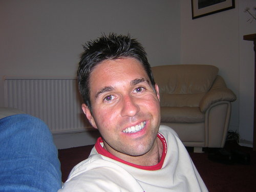 Teeth whitening guru !!! Enhancing peoples lives, one smile at a time !