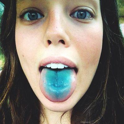 Fake Twitter Feed of American Model Emily DiDonato