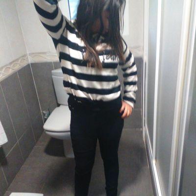Disfruta lo q puedas de la vida solo se vive una vez❤