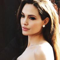 Angelina. (@beguilebeaut) 's Twitter Profile Photo