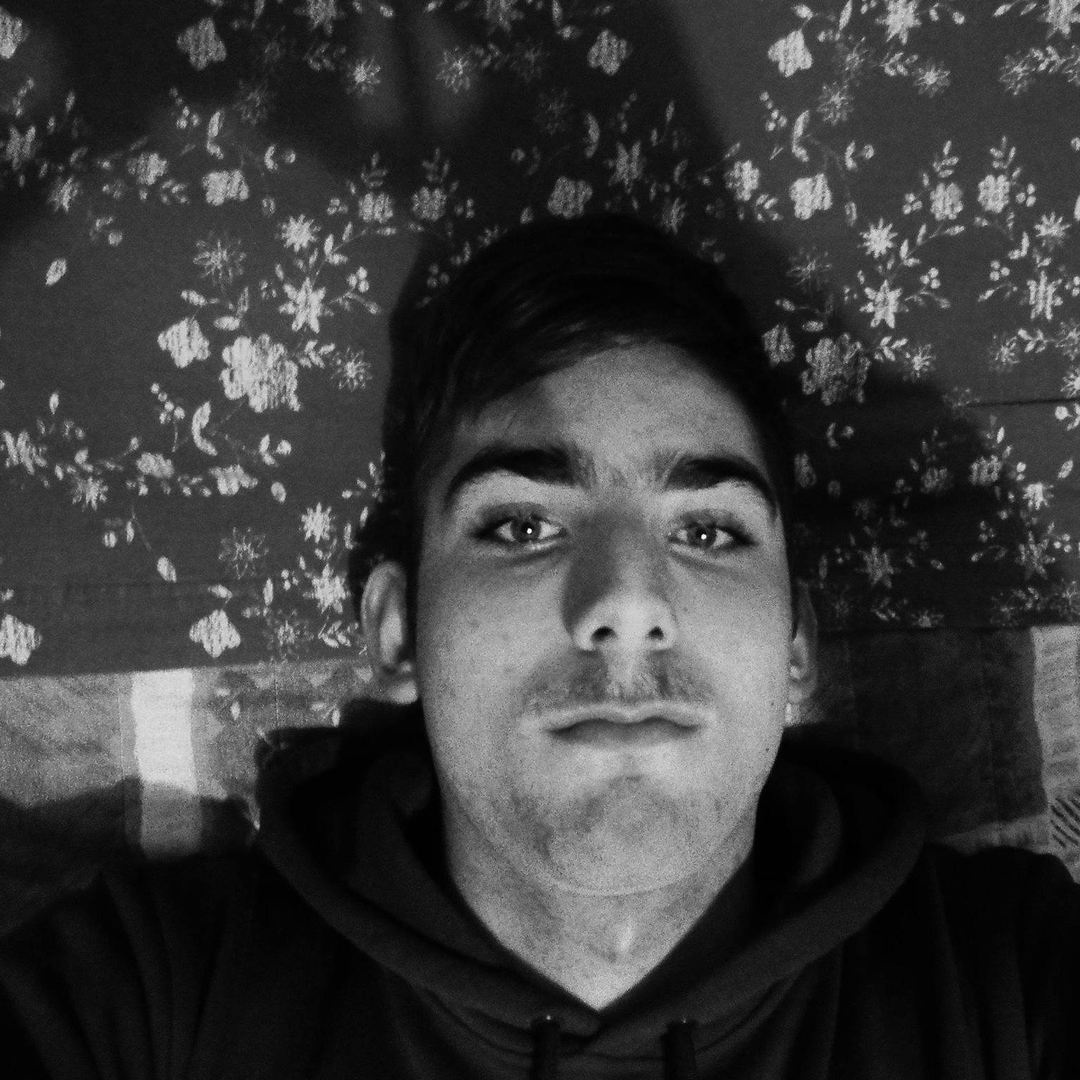 georgesthomas17's profile picture. 