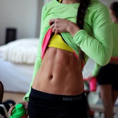 mystorywithana's profile picture. 1.67m - début : 57kg - obj : corps fin et musclé - actuellement : 50,8kg - emotionnellement instable