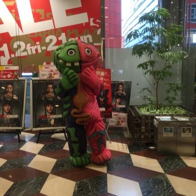 マッドサイエンティストになる野望を持つSLAVE（音楽の嗜好は雑種だったがご主人様のREBOOTと共にSLAVEの遺伝子が甦った）。 最近はガッキーくんにも…らぶv アチラコチラへ全国放浪中〜