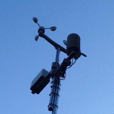 Part of the @HortonWeather service, this is a live feed of measured weather for Epsom, Ashtead, Horton Park, Noble Park, Clarendon Park, Ewell & Chessington.