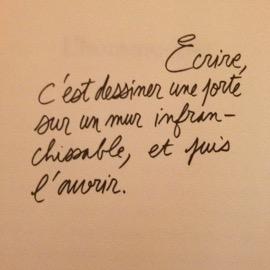 Une bande de twittos qui joue avec les mots, pour le seul plaisir d'écrire et d'échanger. #teamecriture toutes infos par mail : team.ecriture.tw@gmail.com