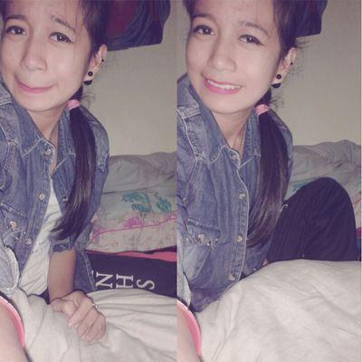 17|Friendly|Happy|LOYAL|In a Relationship ❤