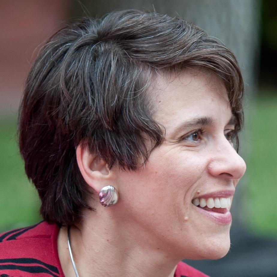 Psychology prof./director, center for international education. I create community, challenge assumptions, and embrace diversity.