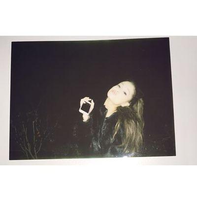 hi bbe its a free follow dont fb
follow @ArianatorAriGra instead ifb
love u with all my heart
have a good day/night luv☁