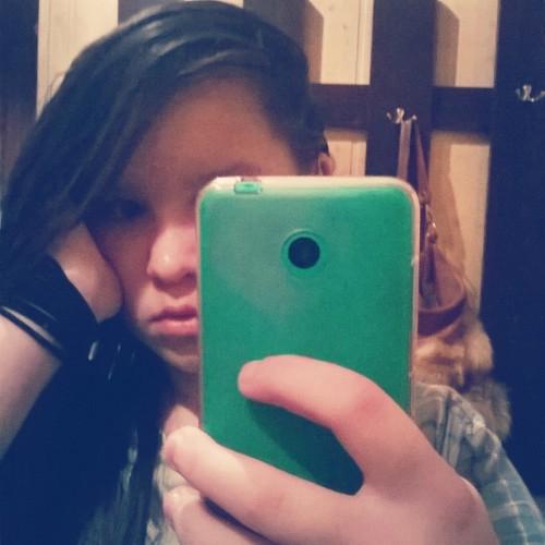 Heyo! I'm love but call me El. I LOVE youtube internet and music. Marianas Trench fangirl here. I'm shy and insacure. I street dance and sing.