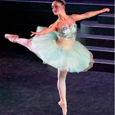 Performing Arts School with classes in ISTD Tap, Ballet, Modern. Street Jazz, Hip Hop, Musical Production, Singing and Drama.