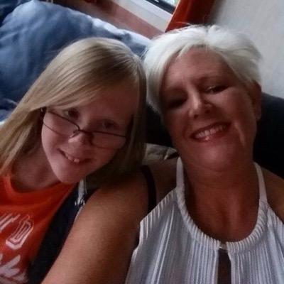 kennideecallag1's profile picture. 