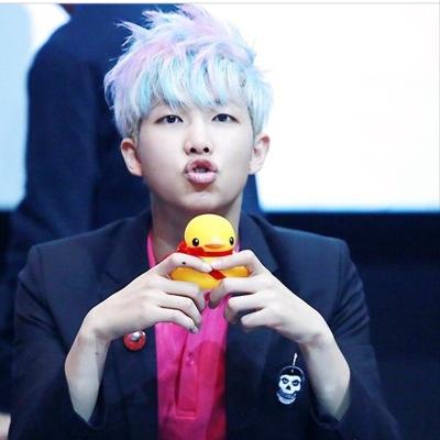 Nampheung_Army's profile picture. บังทันมันอยุ่ในใจไปแล้ว~ รักเพียงแต่เทออ.  박지만