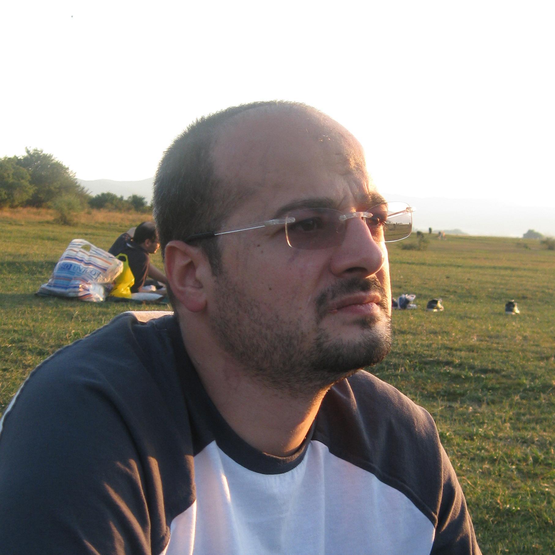 La mia personalità è quello che sono io. I miei atteggiamenti dipendono da come ti comporti tu. Paolo Vive
